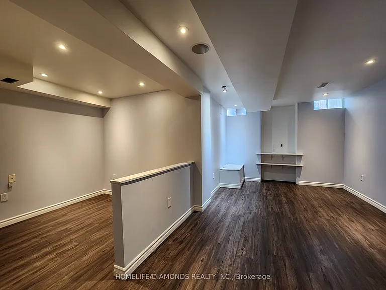22 Colonel Lyall St — Photo 10