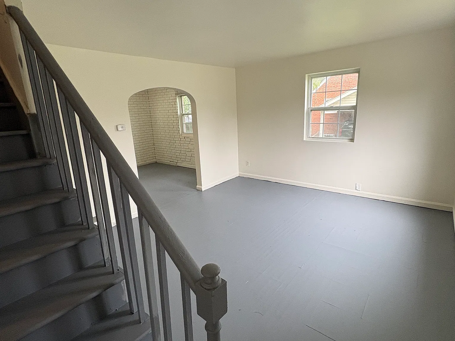3 bed, 1.5 bath, 1092 sqft, $2,300 — Photo 3