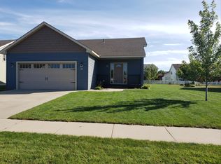 1020 Cory Ln, Saint Cloud, MN 56303