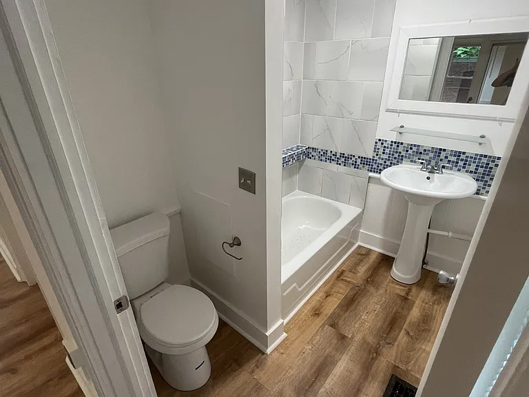 522 W Seneca St #1 — Photo 17