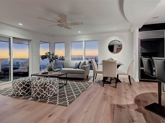 2nd image of 3606 Manhattan Ave