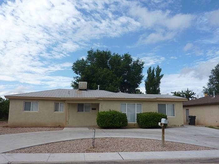 1st image of 821 Flagstaff Ave