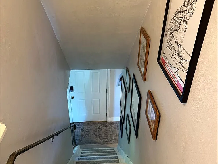 131 Jacob Dr — Photo 9