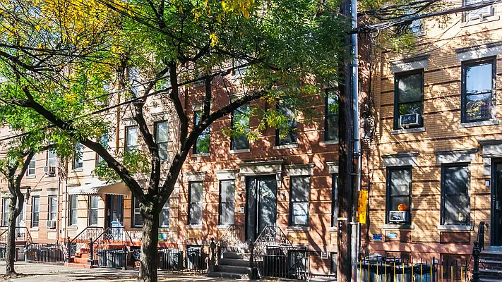 Rented by Isaac Silberstein, LREB | media 13