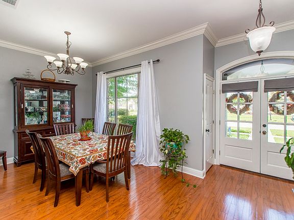 5th image of 8296 Ormand Dr