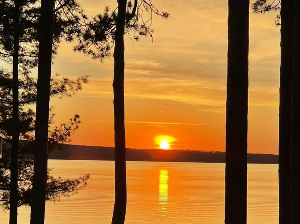 Sweet Fern Ln, Roscommon, MI 48653