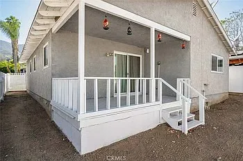 17616 Sutherland Ave — Photo 17