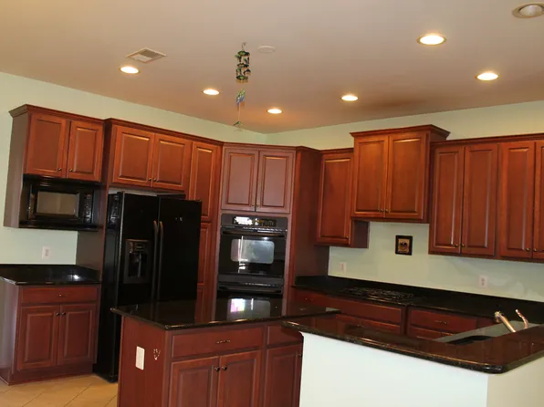 24907 Earlsford Dr, Chantilly, VA 20152
