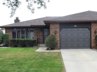 131 Juniper Dr, Schererville, IN 46375