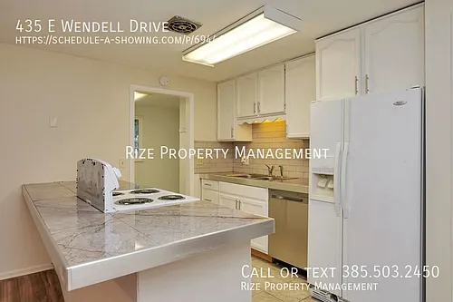 435 E Wendell Dr Photo 1