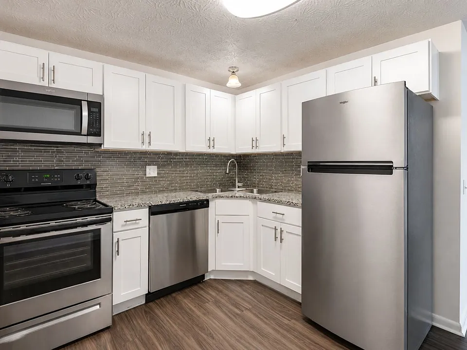 Webster Manor Apartment Homes