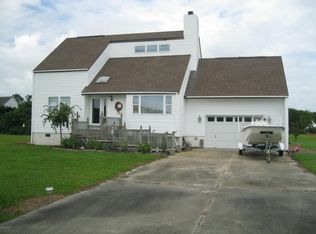 110 Plantation St, Beaufort, NC 28516