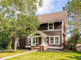 2816 E 1st St, Duluth, MN 55812