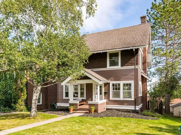 2816 E 1st St, Duluth, MN 55812