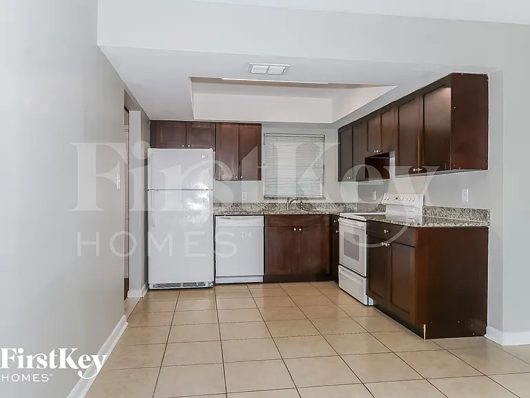 9749 Sandalfoot Blvd — Photo 7