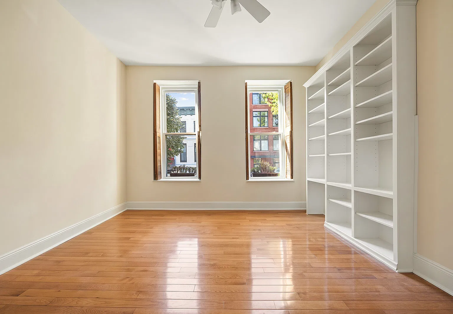 53 Garfield Place — Photo 2
