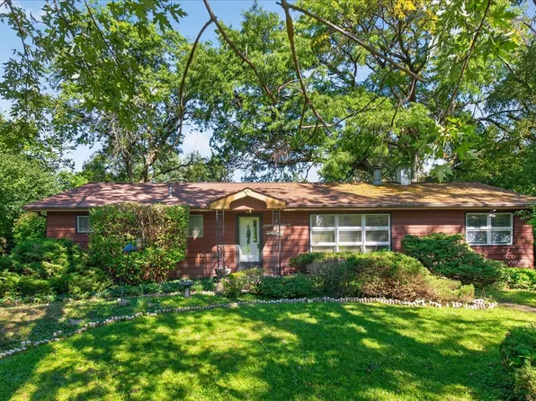 17W342 White Pine Rd, Bensenville, IL 60106