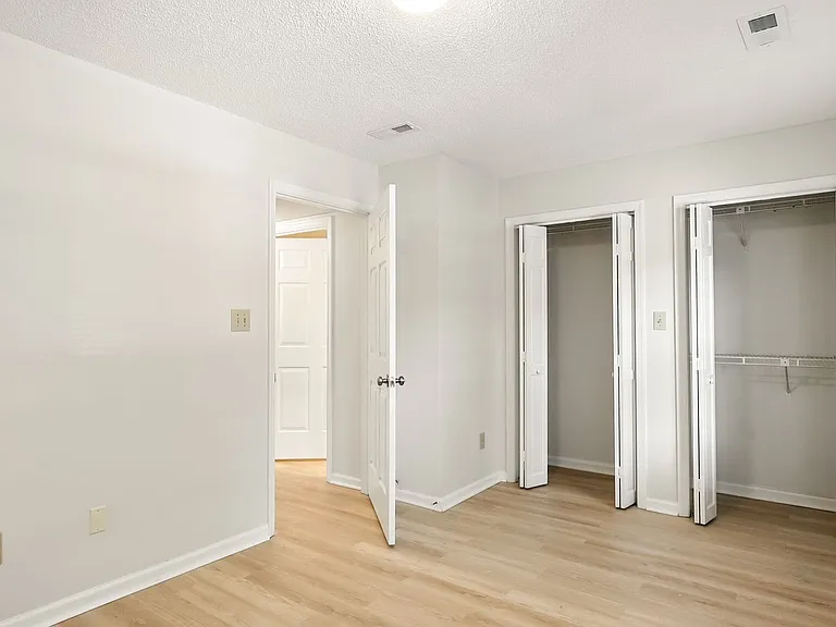 13 Academy Ln — Photo 8