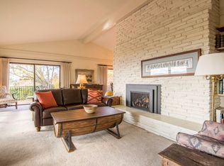 3855 Cherry Ln, Medford, OR