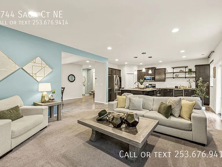 2744 Saga Ct NE — Photo 11