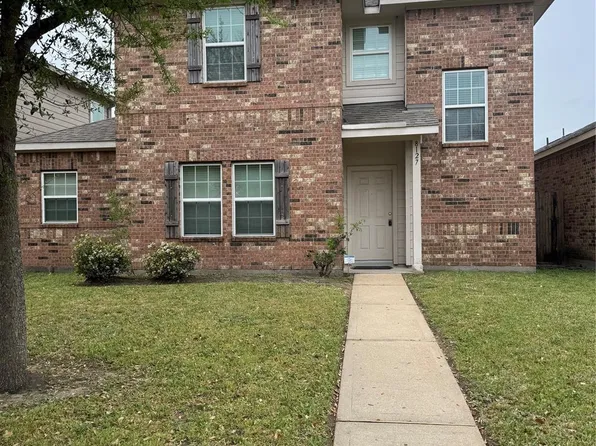 8127 Almera Falls Dr, Cypress, TX 77433