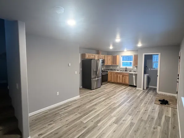 7862 N Covington St, Wasilla, AK 99654