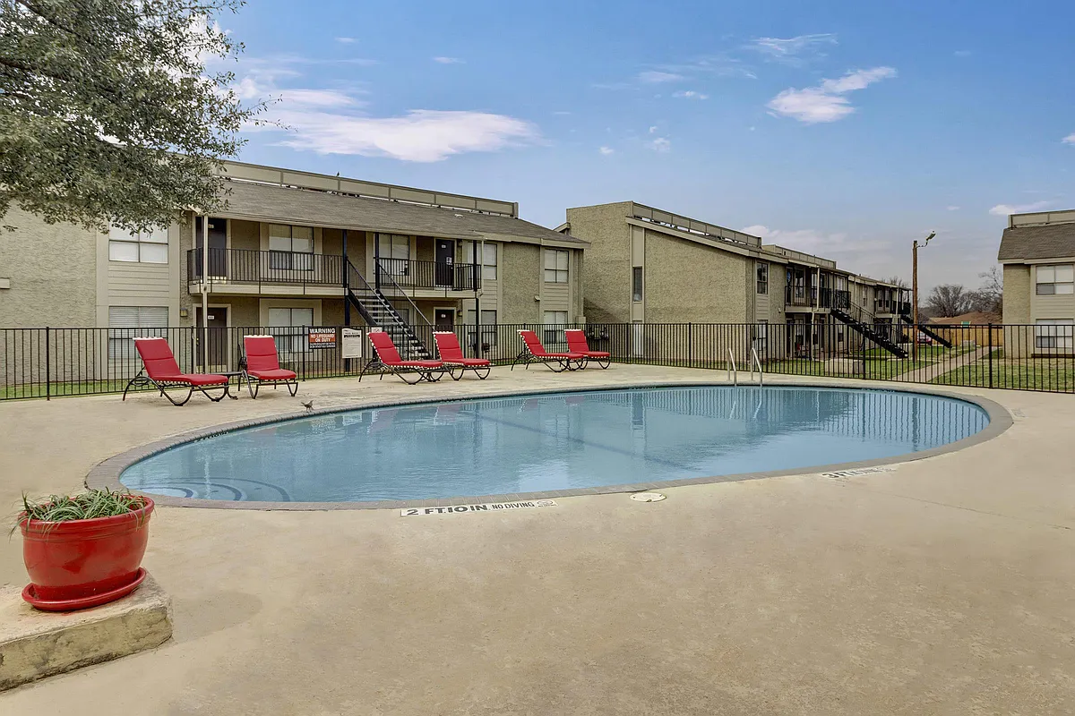 Building Photo - Bel Air Springs