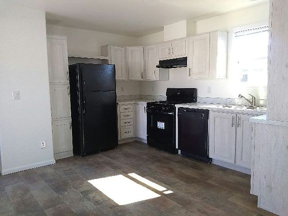 2nd image of 825 N Lamb Blvd #221