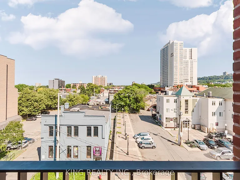 1 Jarvis St #531 — Photo 31
