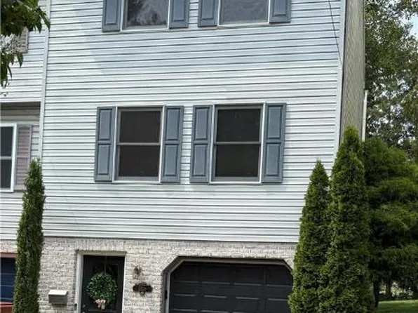 1308 S 9th St, Allentown, PA 18103
