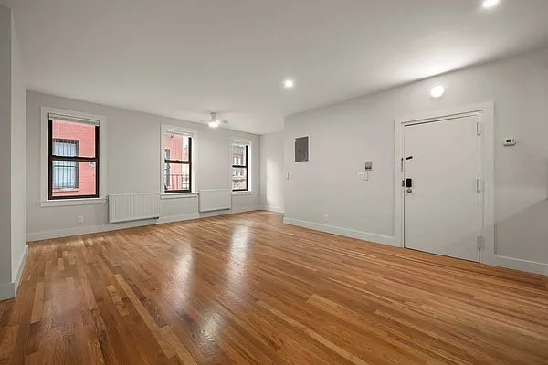 Rented by Douglas Elliman | media 7