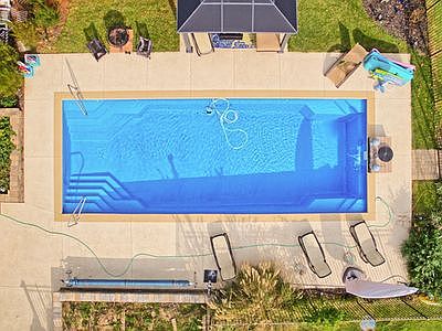Sundeck coated pool deck 