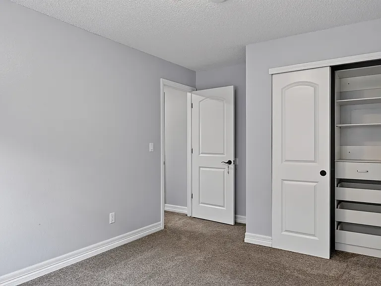 4540 Witches Hollow Ln — Photo 12