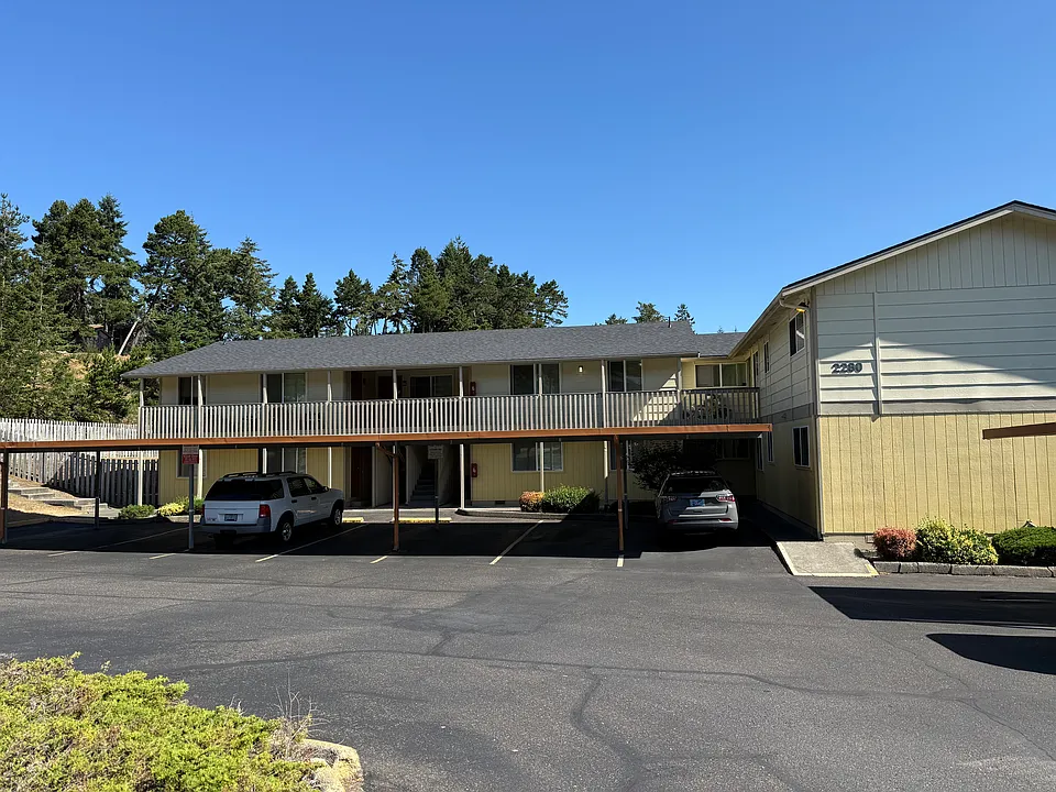 2280 Virginia Ave #7