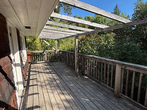 2nd image of 1090 Road D