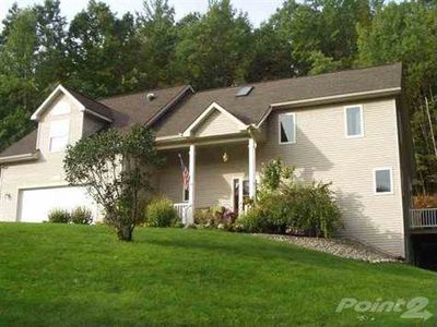 4799 Hampshire Dr, Williamsburg, MI, 49690