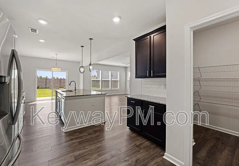 4136 Thimbleberry Dr — Photo 8