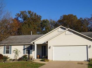 116 Stone Post Ln, Wentzville, MO