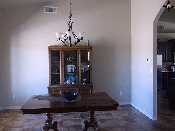 3rd image of 3910 N John Wesley Ct