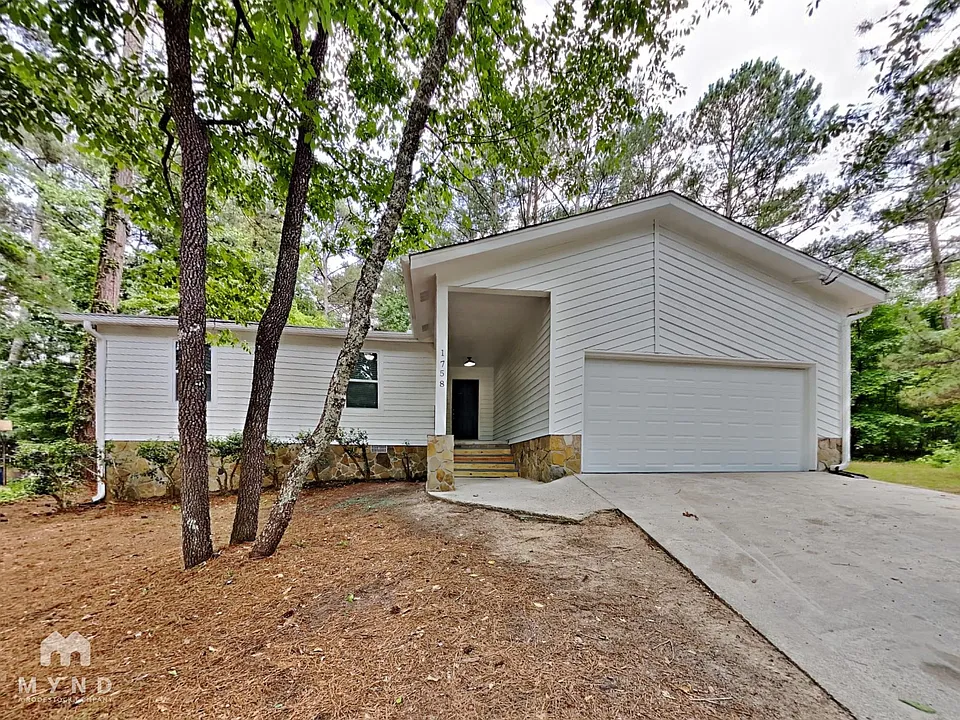 1758 Mystery Cir SW