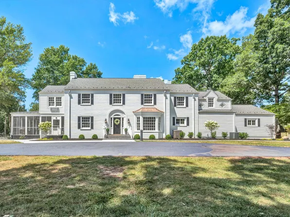 750 Penn Hall Rd, Union Hall, VA 24176