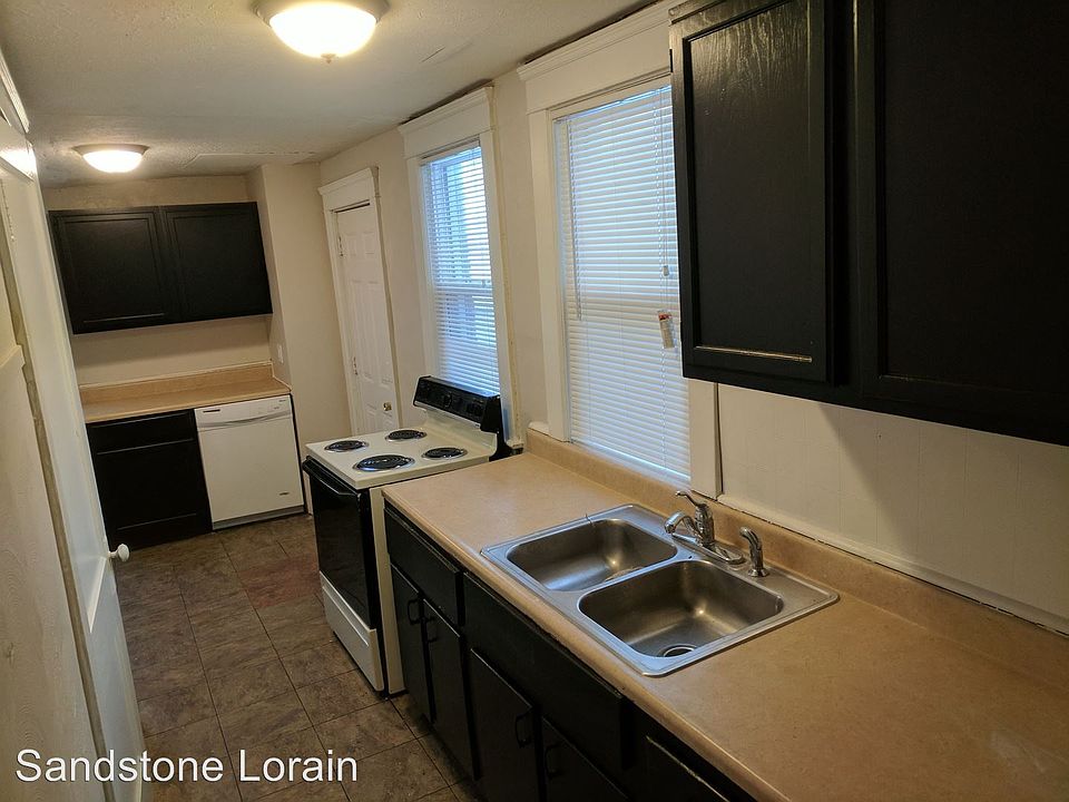 2nd image of 2101 E 31st St #2840300