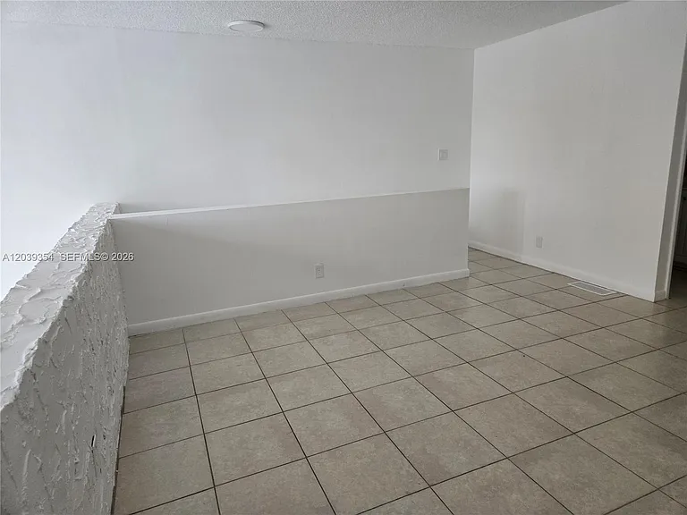 17901 NW 68th Ave #Q201 — Photo 11