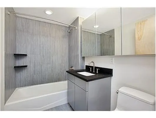 Rented by Douglas Elliman | media 22