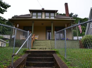 417 E Mound St, Harlan, KY 40831