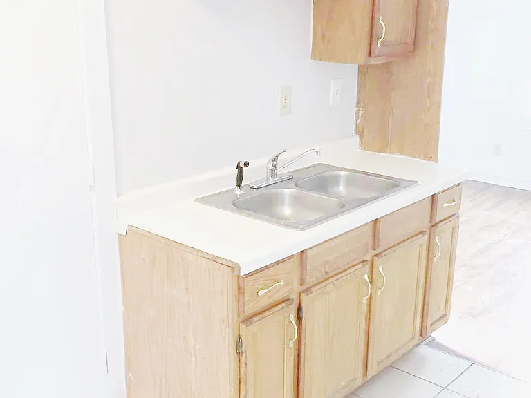 1223 Rice St #2 — Photo 3