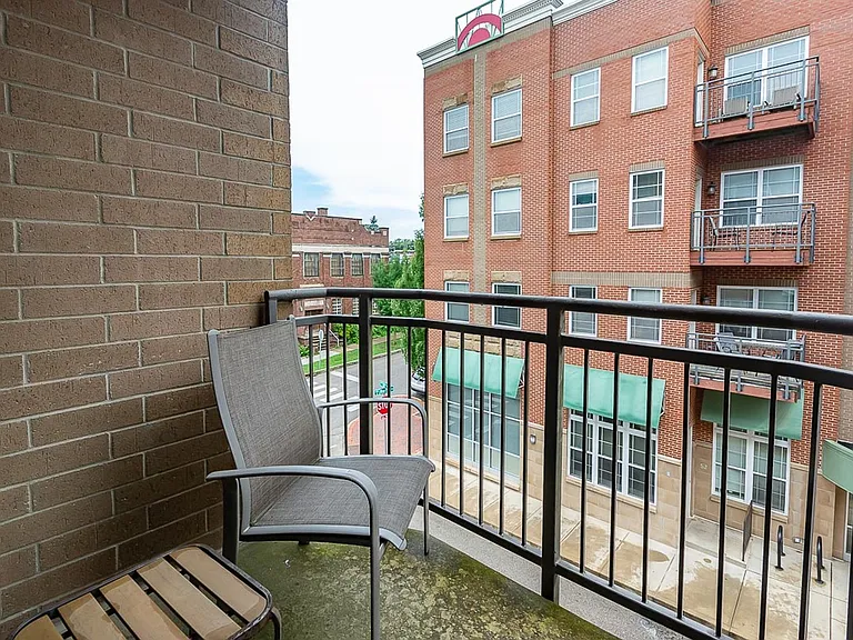 Morton Mansions Apartments — Photo 29