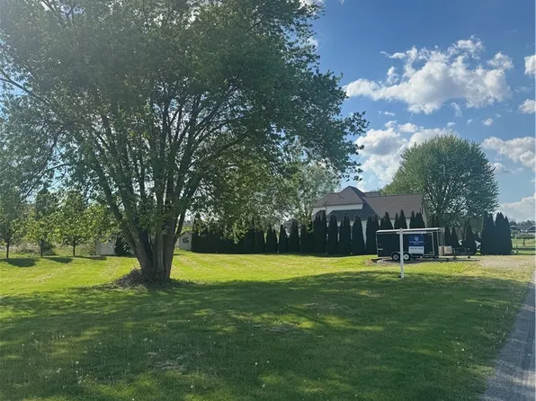 0 Cherry Blossom Dr, Mount Pleasant, PA 15666