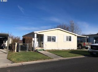 910 Cowl St, Milton Freewater, OR 97862