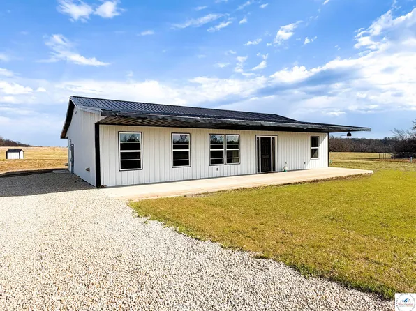 1231 SW 101st Rd, Chilhowee, MO 64733